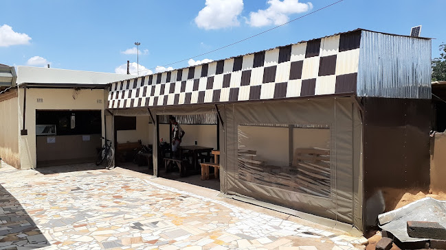 1425 Lekker Shandis Pub & Grill