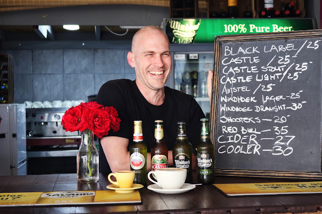 Village Blues Bar - Hospitality and gastronomy