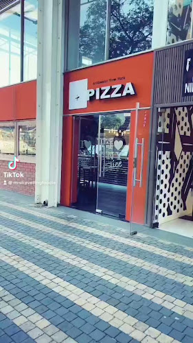 NY SLICE PIZZA ROSEBANK - Johannesburg