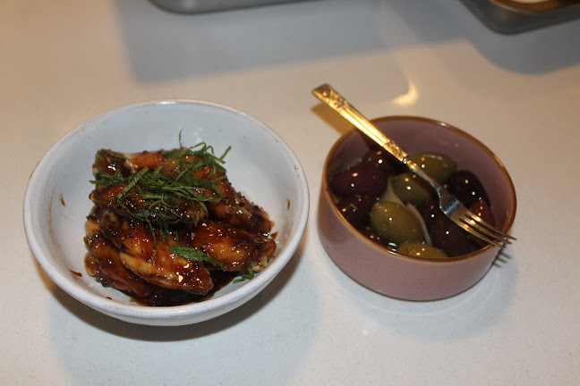 Acid Food & Wine Bar - Hospitality and gastronomy