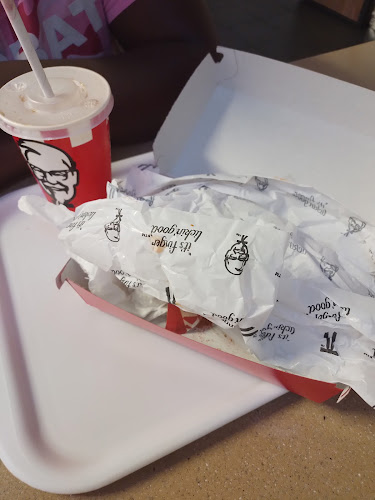 KFC Cape Town Cbd (Golden Acre) - Hospitality and gastronomy