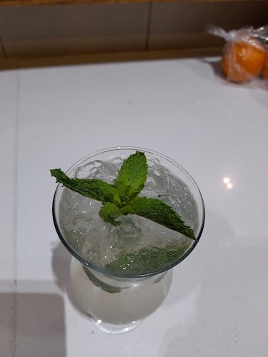 Shop 40, Hazeldean Square, Silverlakes Rd, Tyger Valley, 0084