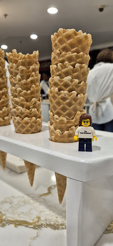 Baglios Gelato Bedford Centre - Hospitality and gastronomy