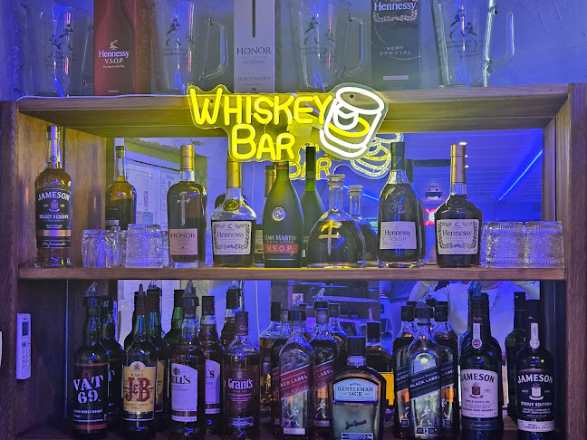 Jo's Pub Malmesbury - Hospitality and gastronomy