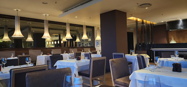 Luce at Hyde Park - Hospitality and gastronomy