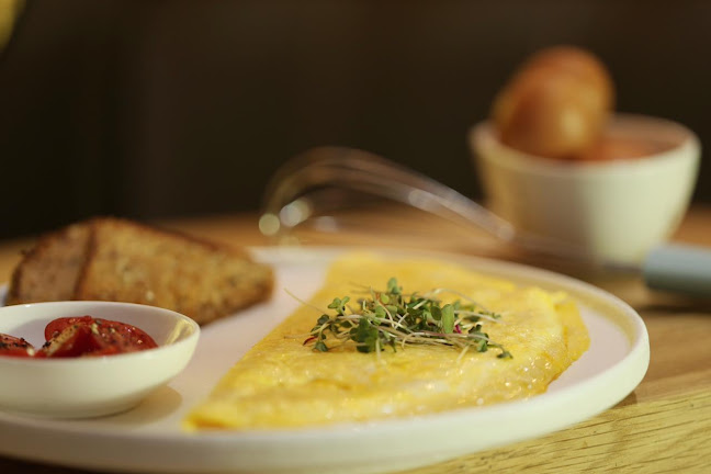 Warehouse Shop 2, Lightning, 322 Garsfontein Rd, Waterkloof Glen, Pretoria, 0049