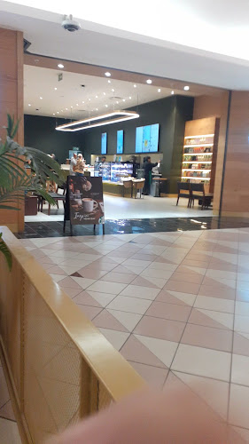 Opinii despre Starbucks Cavendish Square în Cape Town - Hospitality and gastronomy