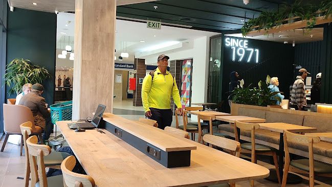 Starbucks Rondebosch - Hospitality and gastronomy