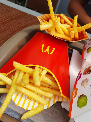 McDonald's Stellenbosch Drive-Thru - Hospitality and gastronomy