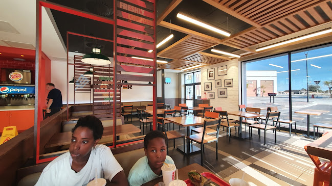 203 Circular Dr Willow Road Shopping Centre, Fairview, Gqeberha, 6070