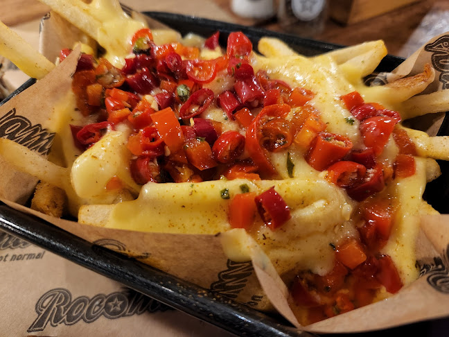 Shop 109, Nelson Mandela Square, 5th St, Sandown, Sandton, 2031