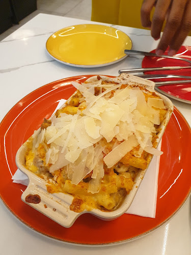 Corner Monument and, Blaauwklippen Ave, Glen marais, Kempton Park, 1619