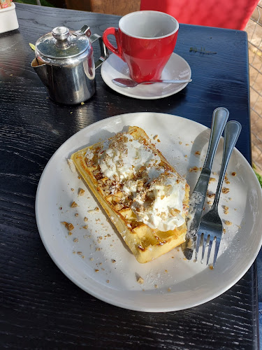 Opinii despre La Strada Cafe - Italian Street Food în Edenvale - Hospitality and gastronomy