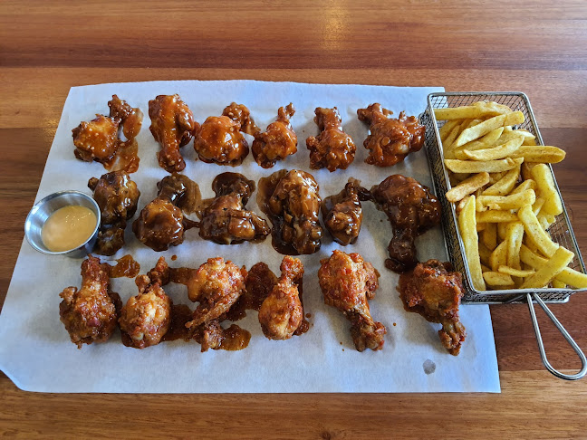 The Wing Republic on Florida Road