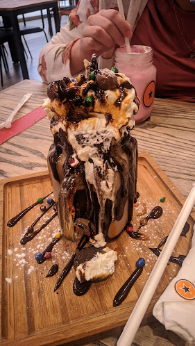 Shop 116, Kenilworth Centre, Doncaster Rd, Kenilworth, Cape Town, 7506