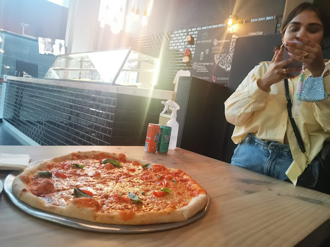 NY SLICE PIZZA ROSEBANK - Hospitality and gastronomy