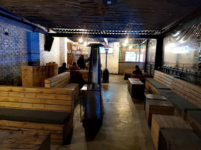 Roadhouse pub and grill