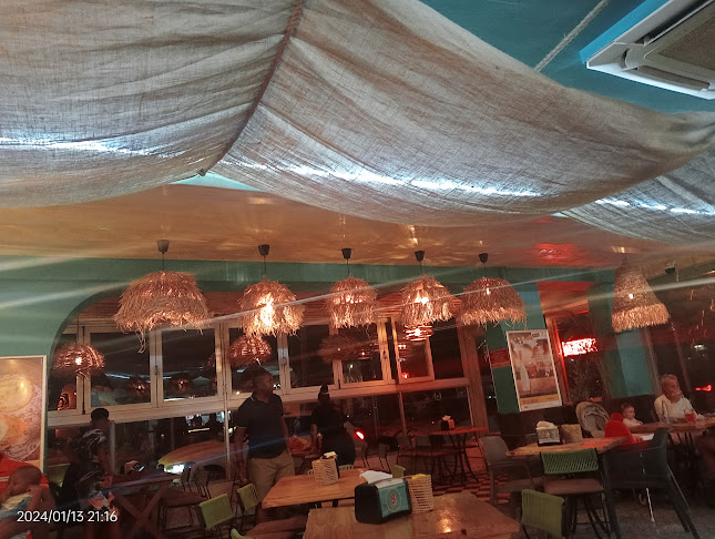 Shop 3, Isaacs Corner, 55-61 Victoria Rd, Camps Bay, Cape Town, 8001