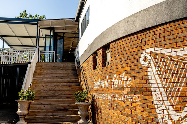 Connors Public House - Hospitality and gastronomy