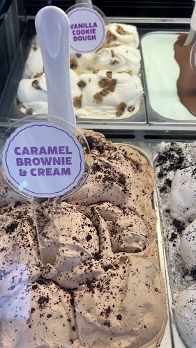 Opinii despre Crumbs And Cream în Sandton - Hospitality and gastronomy