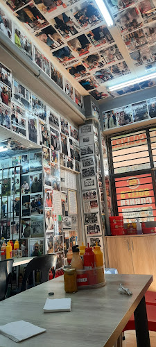 Comentarii opinii despre Sollys Corner