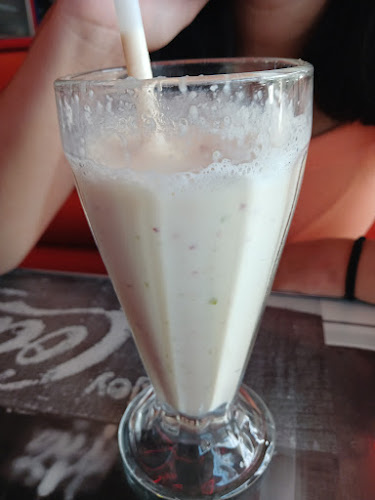 Opinii despre Roxy's Diner & Ice Cream Parlour în Welkom - Hospitality and gastronomy