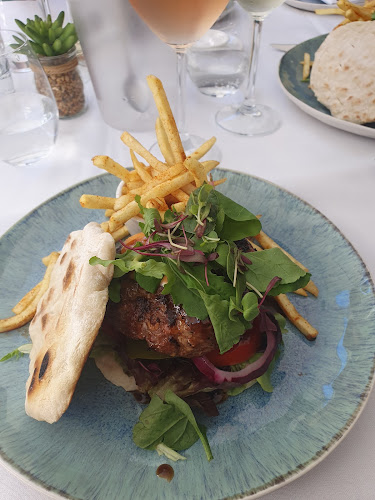 Zest Bistro - Hospitality and gastronomy