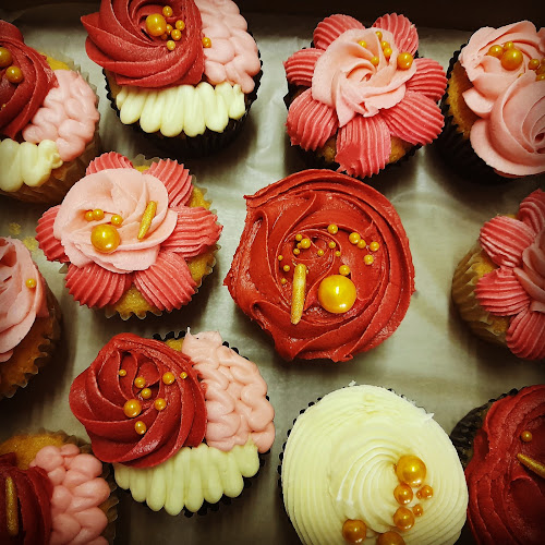 Km cake creations and catering - Hospitality and gastronomy