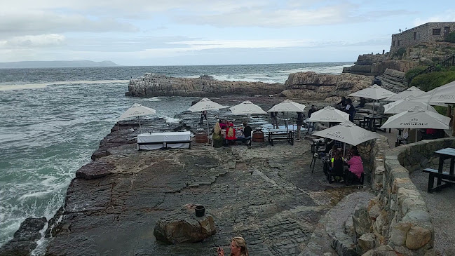 Comentarii opinii despre Bientang's Cave Restaurant & Wine Bar