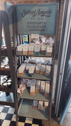 Sweet Angels - Hospitality and gastronomy