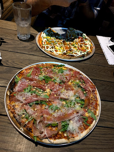 Opinii despre ARCADE în Cape Town - Hospitality and gastronomy