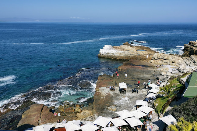 Comentarii opinii despre Bientang's Cave Restaurant & Wine Bar