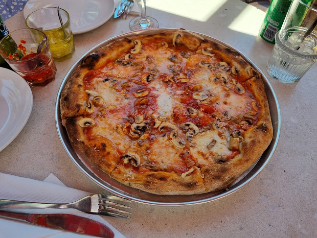 LOVE DOUGH - Hospitality and gastronomy