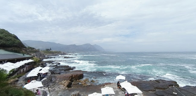 Comentarii opinii despre Bientang's Cave Restaurant & Wine Bar