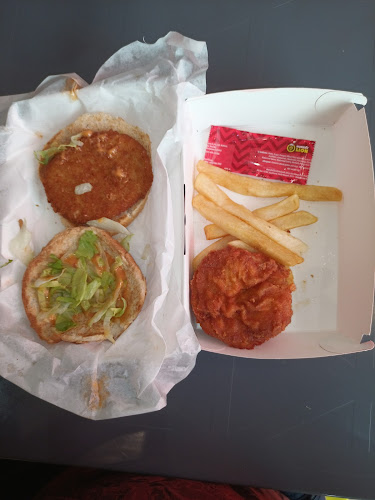 Comentarii opinii despre Hungry Lion Oudtshoorn