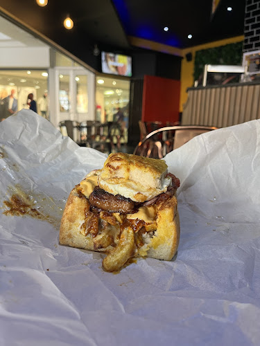 Nenes Kempton Park - Hospitality and gastronomy