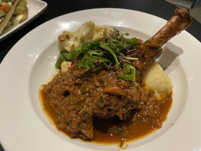 Protea Hotel O.R. Tambo Airport Corner York &, Gladiator St, Rhodesfield, Kempton Park, 1619