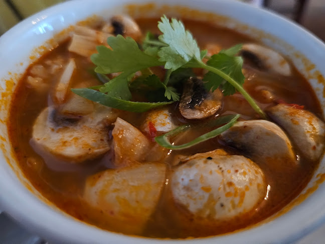 Opinii despre Yindee's best traditional Thai food in Kloof street dining district în Cape Town - Hospitality and gastronomy