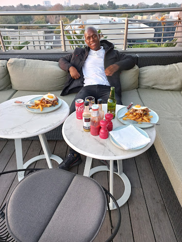 Red Rooftop Bar & Terrace - Randburg