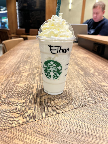 Starbucks Fourways Mall