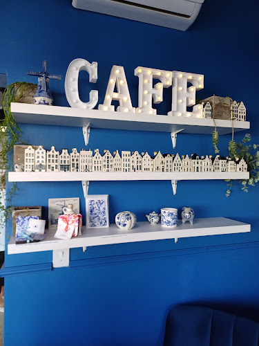 Holland Bakery Production Facility & Cafe - Cape Town