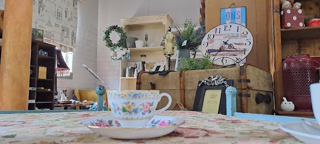 Topairy Lane Coffee Shop - Hospitality and gastronomy