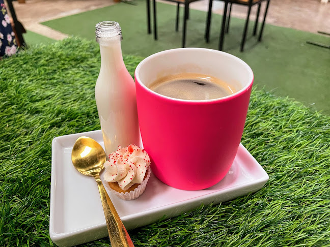 Grow Cafe - Menlyn - Hospitality and gastronomy