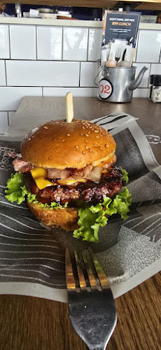 Ribs & Burgers Harvest Place - Hospitality and gastronomy