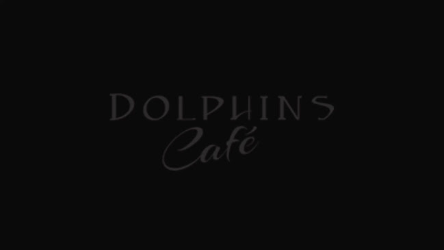 Dolphins Café