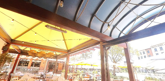 Ocean Basket Monte Casino - Hospitality and gastronomy