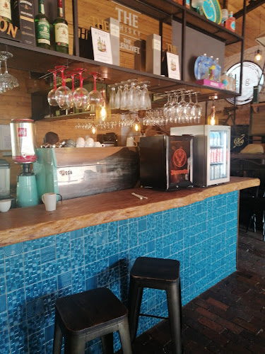 Hungry Lion Mams Mall - Hospitality and gastronomy