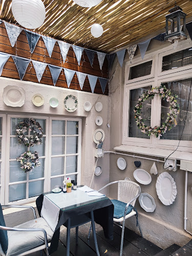 Laced Coffee House - Hospitality and gastronomy