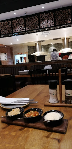 Opinii despre Casa Bella Montecasino în Fourways - Hospitality and gastronomy