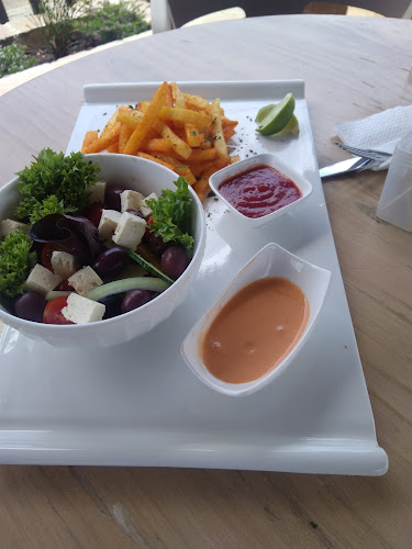 Opinii despre Ekhaya Corner Buy & Braai în Soweto - Hospitality and gastronomy